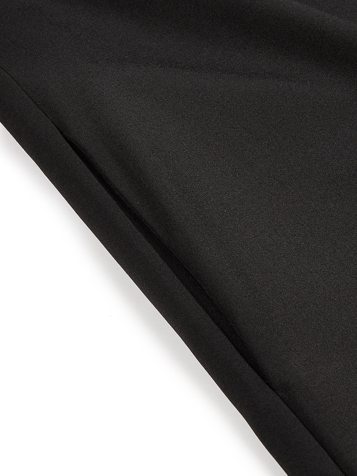 Boys’ Stand-Collar Thobe with Square Button Details & Chest Pocket – Available in White or Black