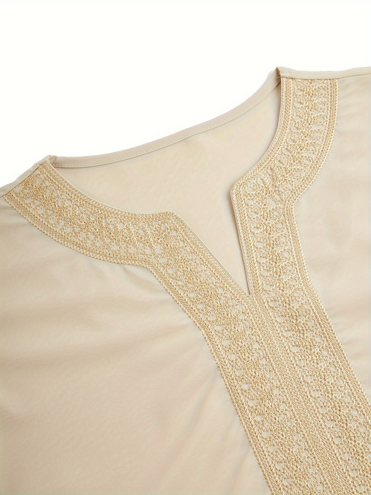 Thobe marocain homme beige, col en V, manches courtes, broderie dorée - Tenue traditionnelle pour l'Aïd