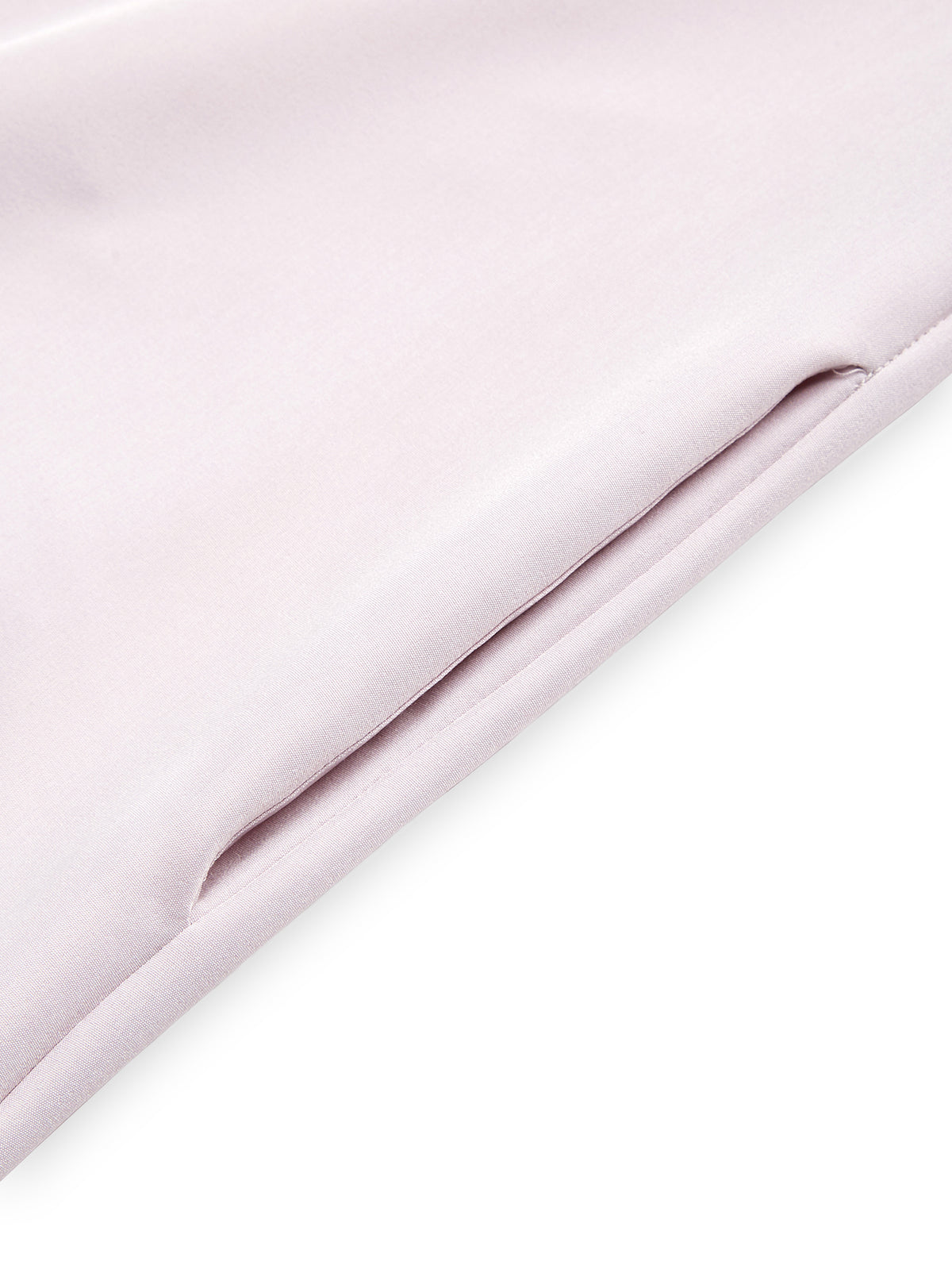 Qamis violet clair à col montant avec broderie géométrique marron et passepoil contrastant noir - Coupe décontractée